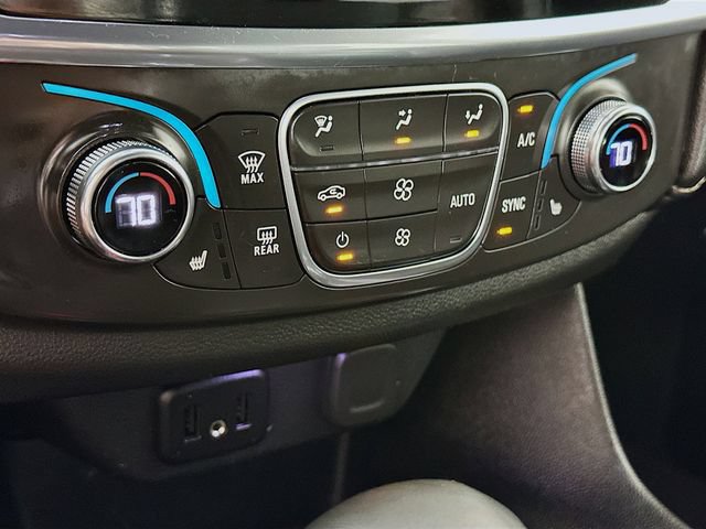 Used 2023 Chevrolet Traverse LT AWD/4WD image 18