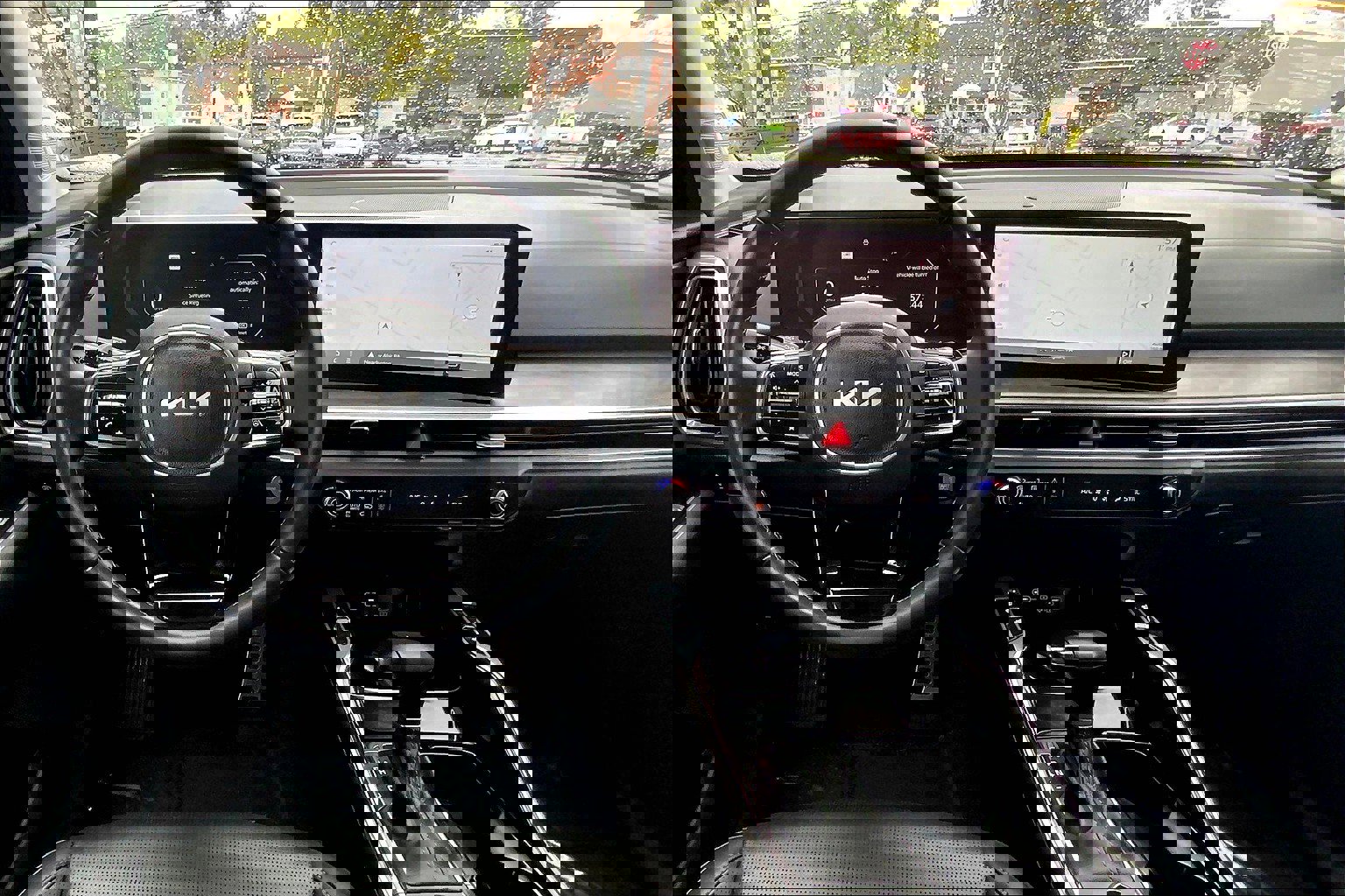 Used 2024 Kia Sorento SX image 17