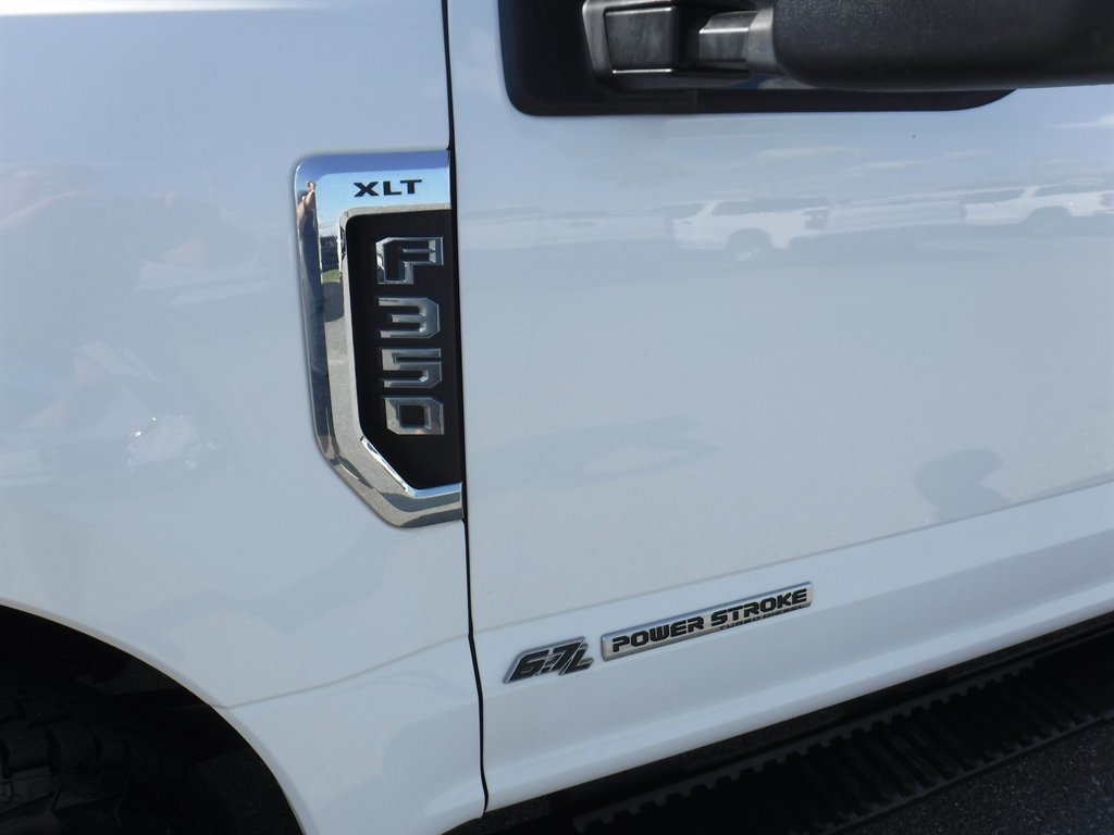 Used 2021 Ford F350 XLT image 24