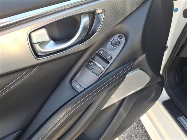 Used 2017 INFINITI Q60 w/ Premium Package image 16