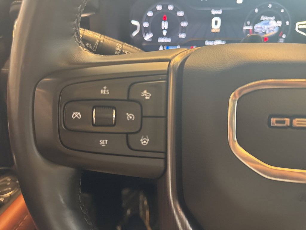Used 2023 GMC Yukon Denali Ultimate image 35