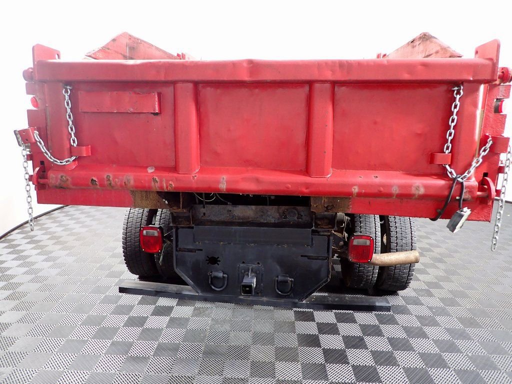 Used 2007 Ford F550 2WD Regular Cab Super Duty image 10