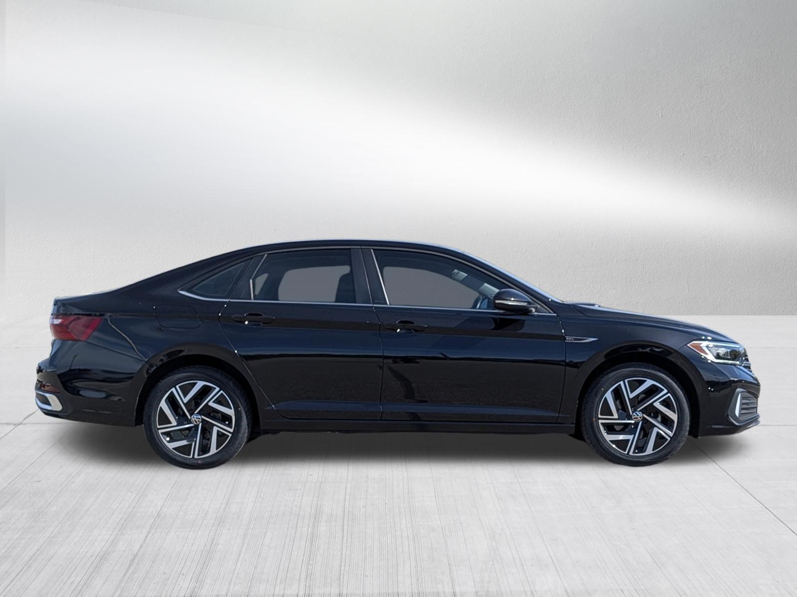 Certified 2023 Volkswagen Jetta SEL FWD image 8