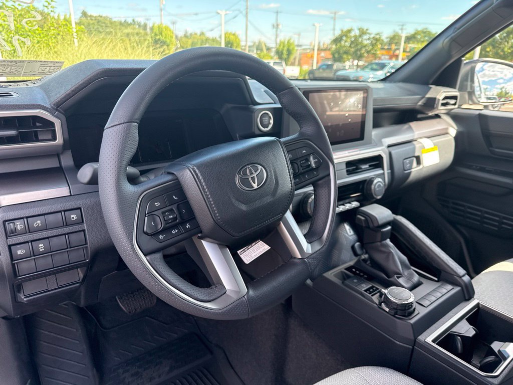 New 2026 Toyota 4Runner SR5 AWD/4WD image 17