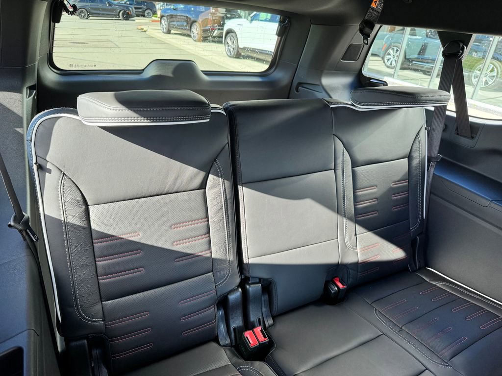 New 2026 GMC Yukon XL AT4 Ultimate AWD/4WD image 47