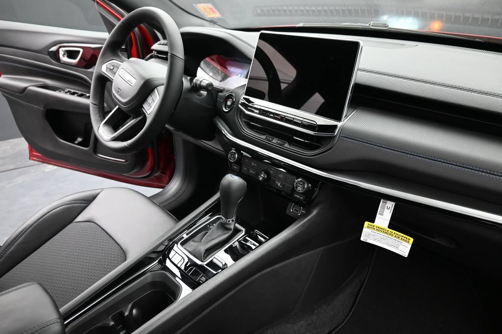 New 2026 Jeep Compass Latitude AWD/4WD image 26