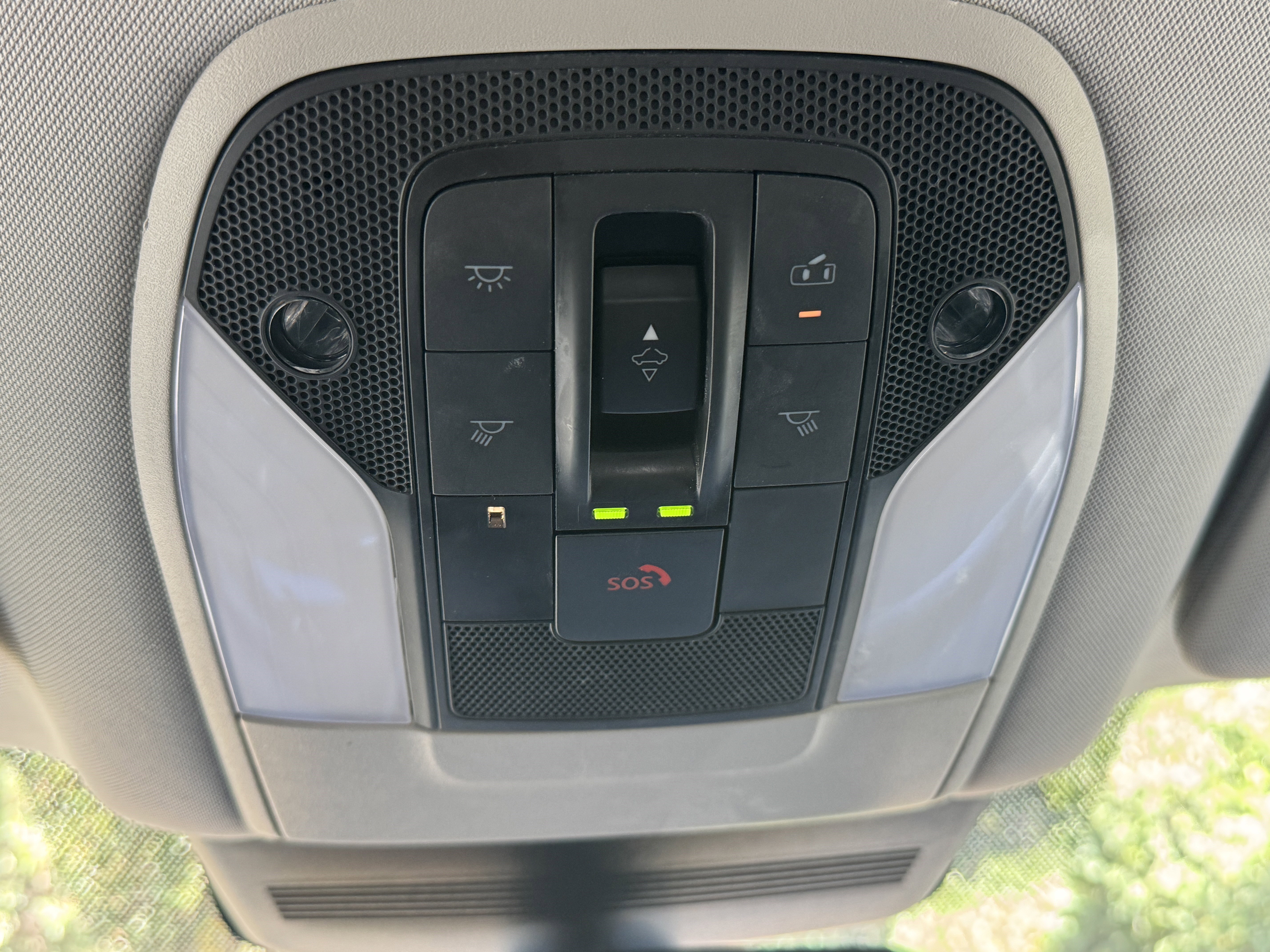 Used 2022 INFINITI QX50 Luxe w/ Cargo Package image 30