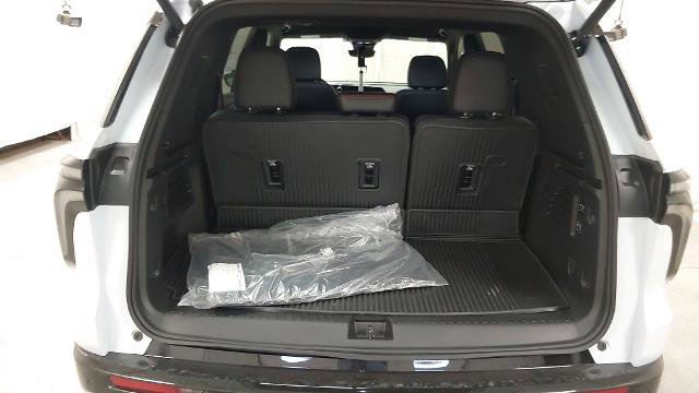 New 2026 Chevrolet Traverse RS w/ LPO, Floor Liner Package image 27