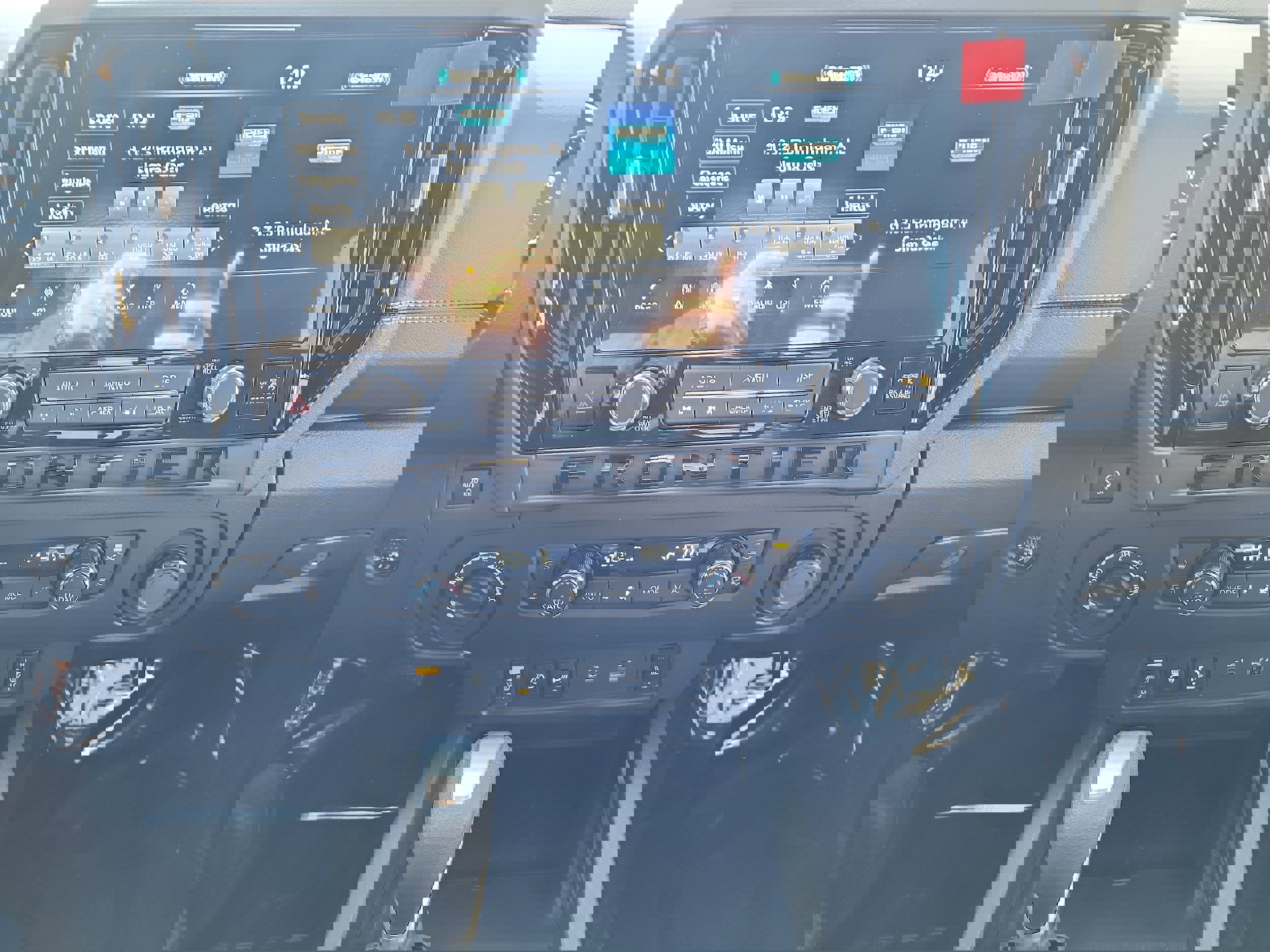 New 2026 Nissan Frontier SV image 13