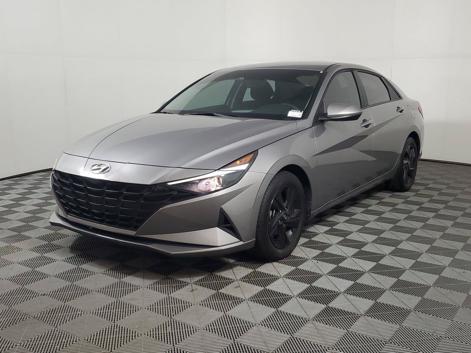 Used 2023 Hyundai Elantra SEL
