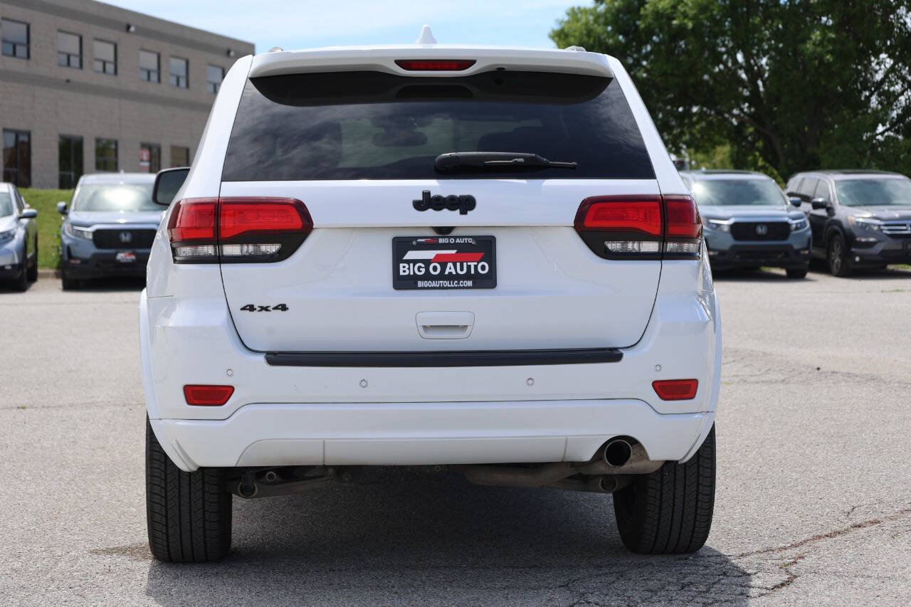 Used 2021 Jeep Grand Cherokee Laredo X AWD/4WD image 10