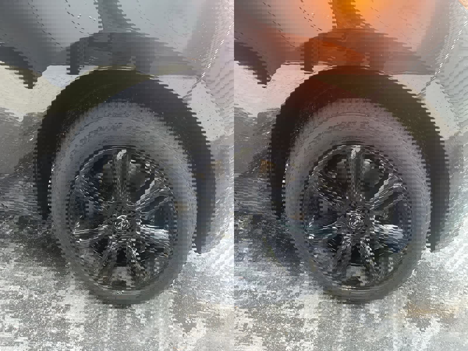 Used 2023 Land Rover Range Rover Velar R-Dynamic S image 12