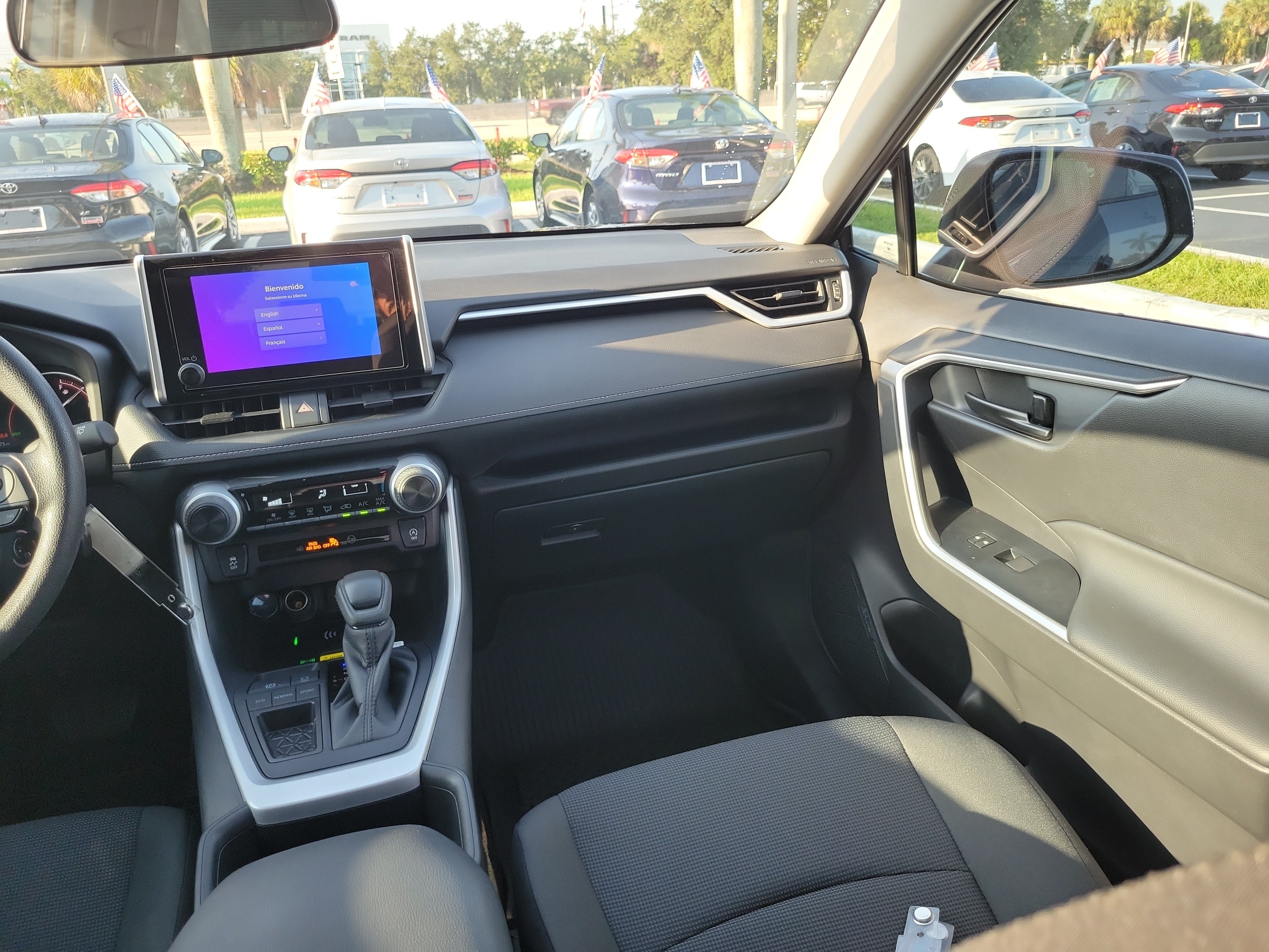 Used 2025 Toyota RAV4 LE FWD image 17