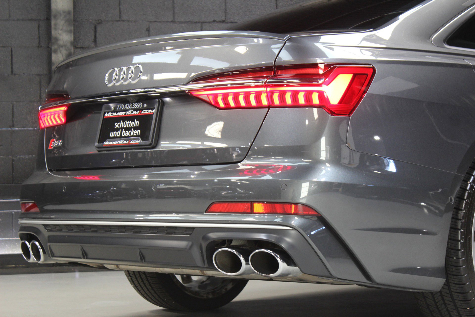 Used 2023 Audi S6 Prestige image 13