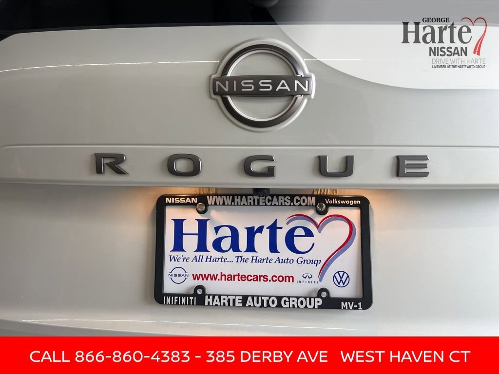 Certified 2025 Nissan Rogue S image 17