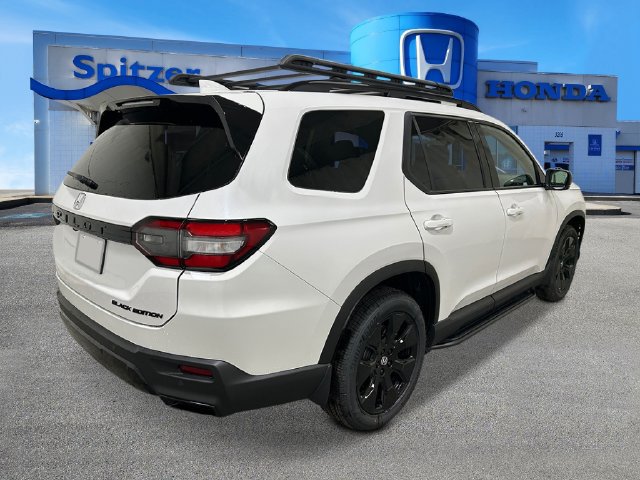New 2026 Honda Pilot Black Edition image 3