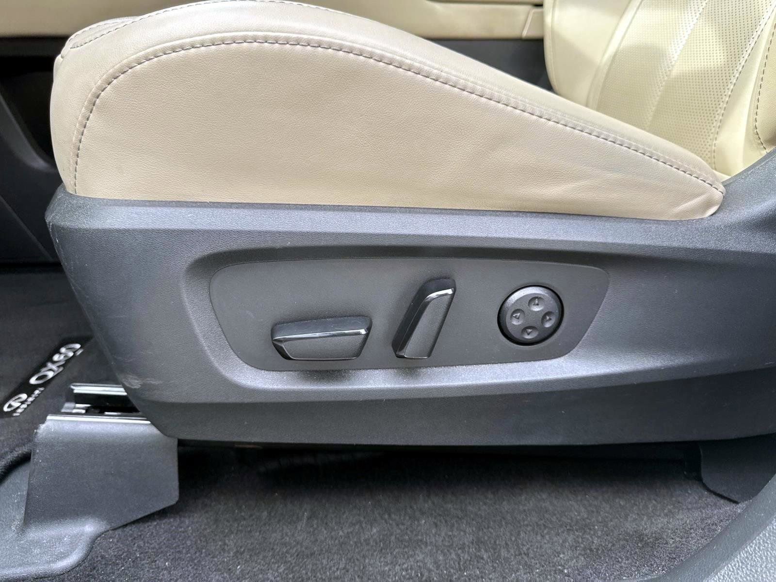 Certified 2023 INFINITI QX60 Luxe w/ Cargo Package image 10