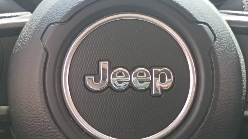 Used 2018 Jeep Wrangler Unlimited Sport AWD/4WD image 23
