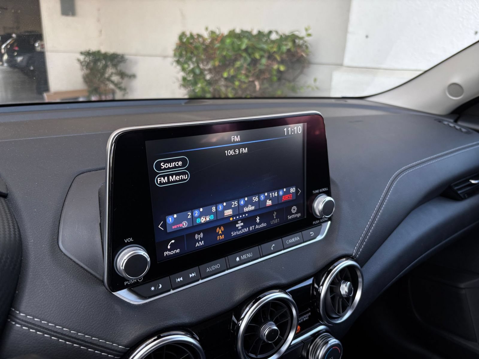 Used 2025 Nissan Sentra SV FWD image 20