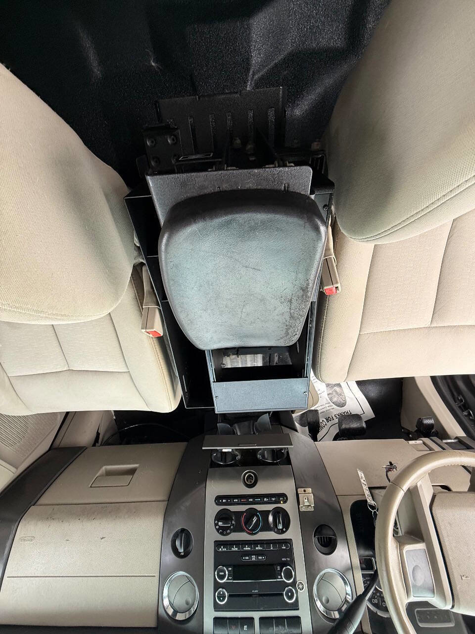 Used 2014 Ford Expedition XL RWD image 12
