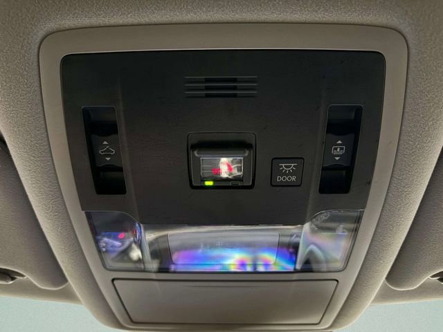 Used 2022 Lexus RX 450h AWD w/ Luxury Package image 23