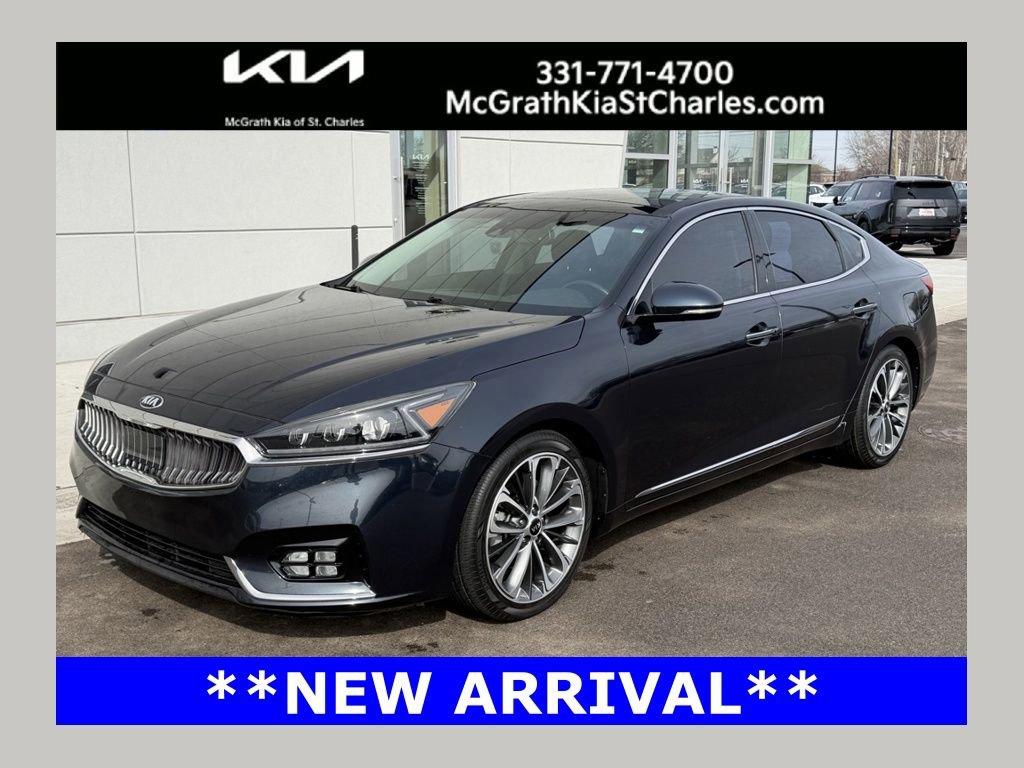Certified 2018 Kia Cadenza Technology w/ Paint Protection Package image 1