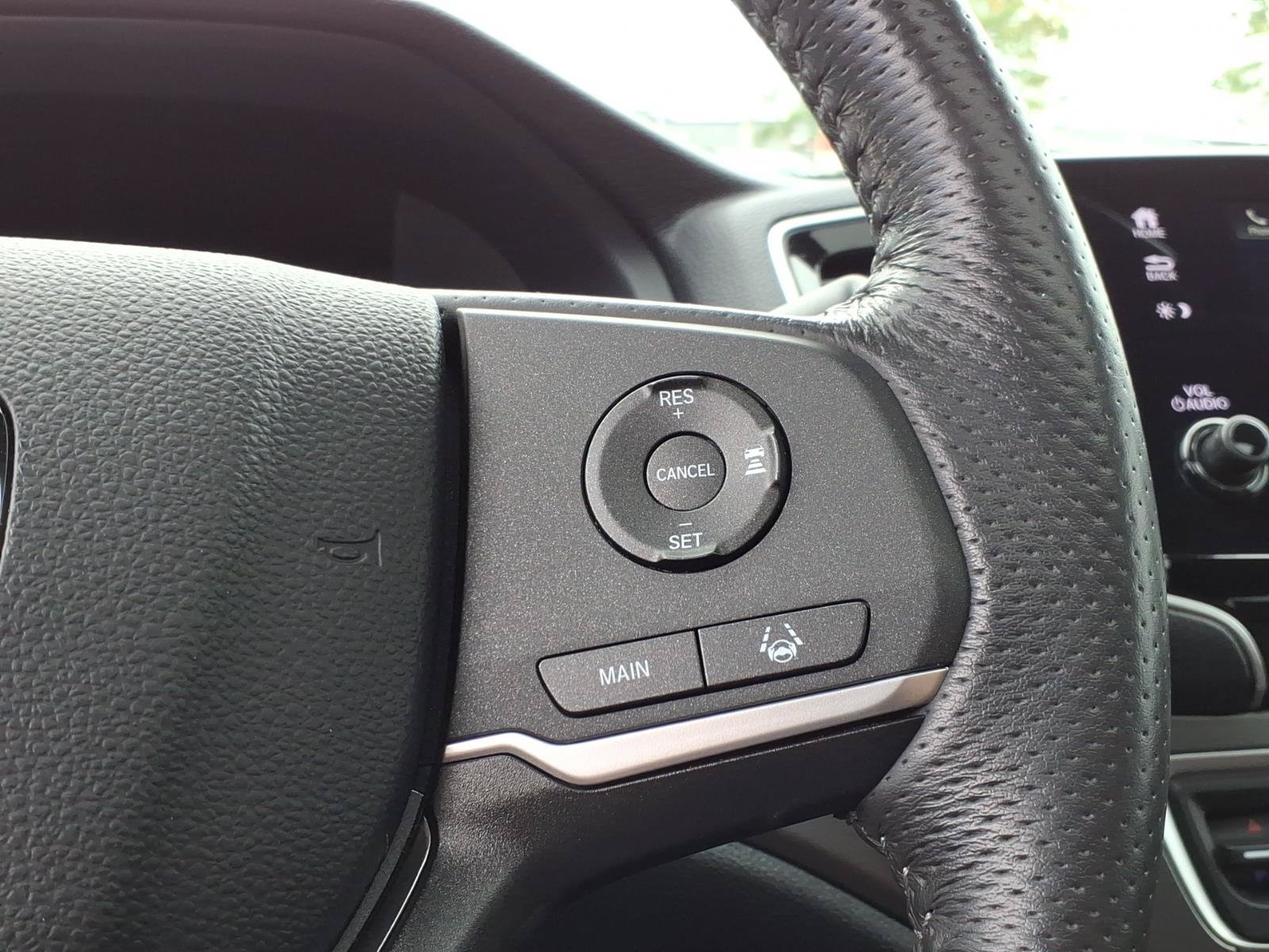 Certified 2025 Honda Passport EX-L image 26