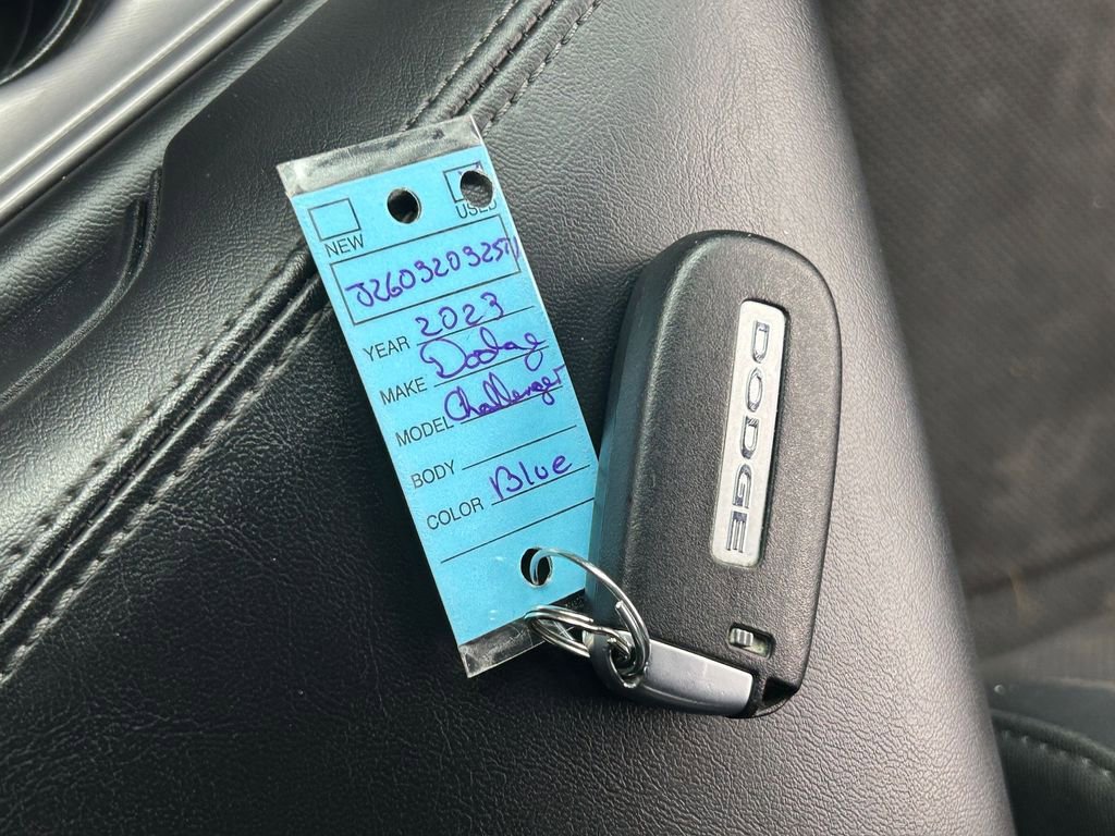 Used 2023 Dodge Challenger R/T w/ Plus Package image 37