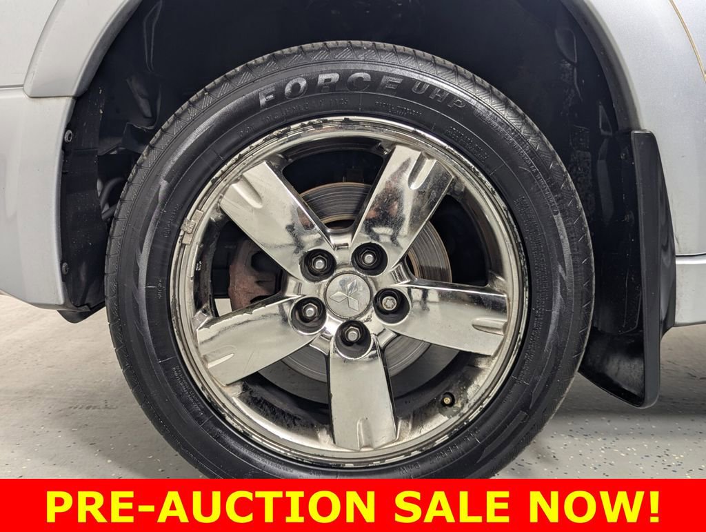 Used 2006 Mitsubishi Outlander SE FWD image 9