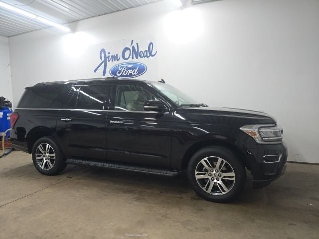Used 2024 Ford Expedition Max Limited AWD/4WD image 1