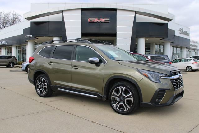 Used 2023 Subaru Ascent Limited w/ Technology Package image 28