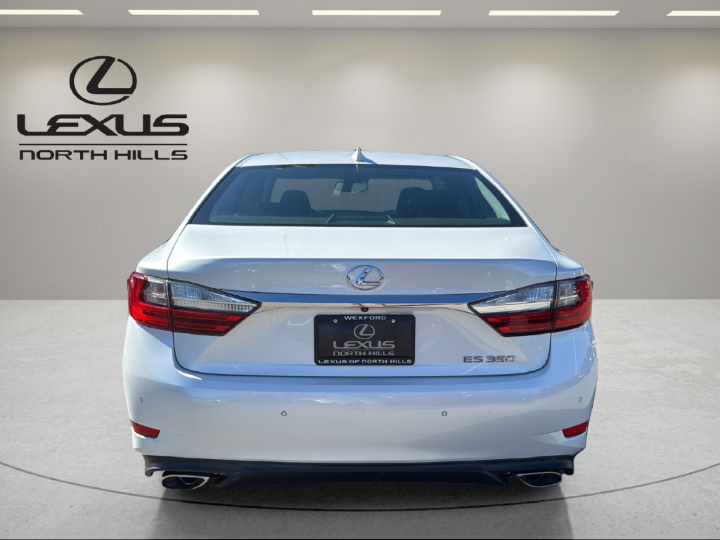 Used 2017 Lexus ES 350 w/ Premium Package FWD image 7
