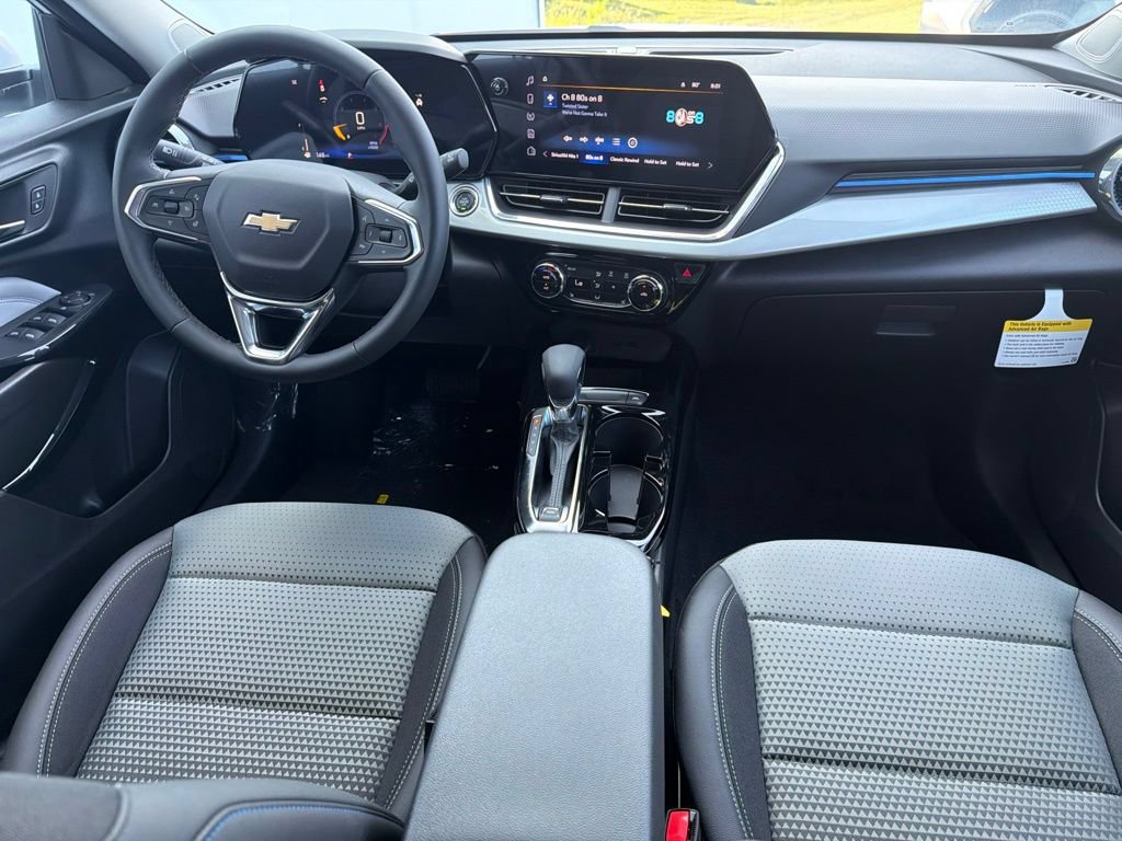 New 2026 Chevrolet Trax LT w/ Driver Confidence Package FWD image 7