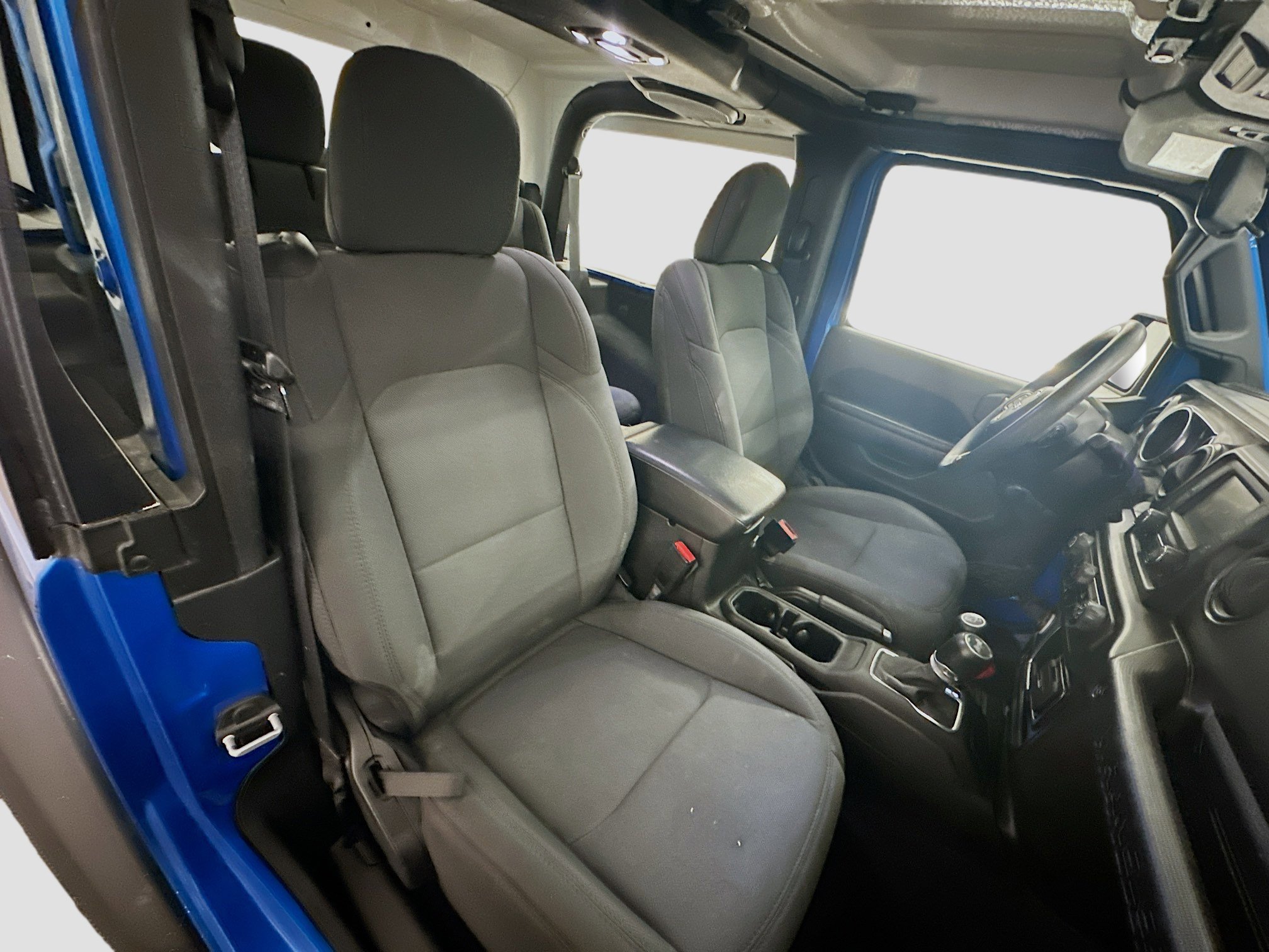 Used 2021 Jeep Wrangler Sport image 30