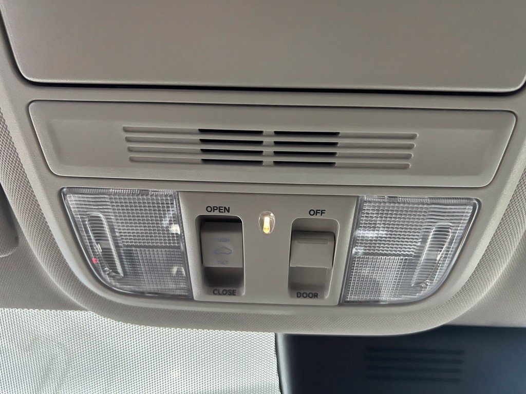 Used 2020 Honda Accord EX image 28