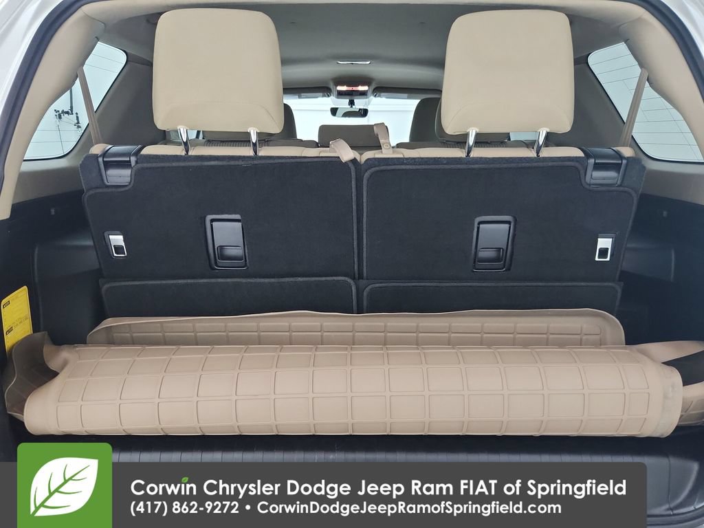 Used 2018 Toyota 4Runner SR5 RWD image 31