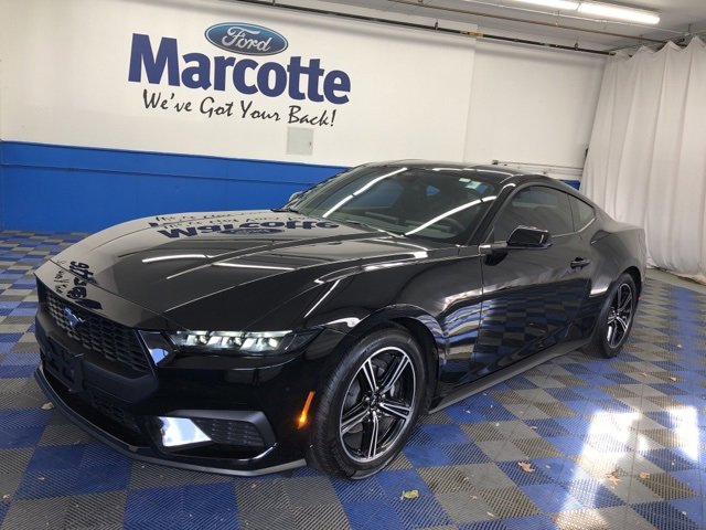 Used 2025 Ford Mustang Coupe