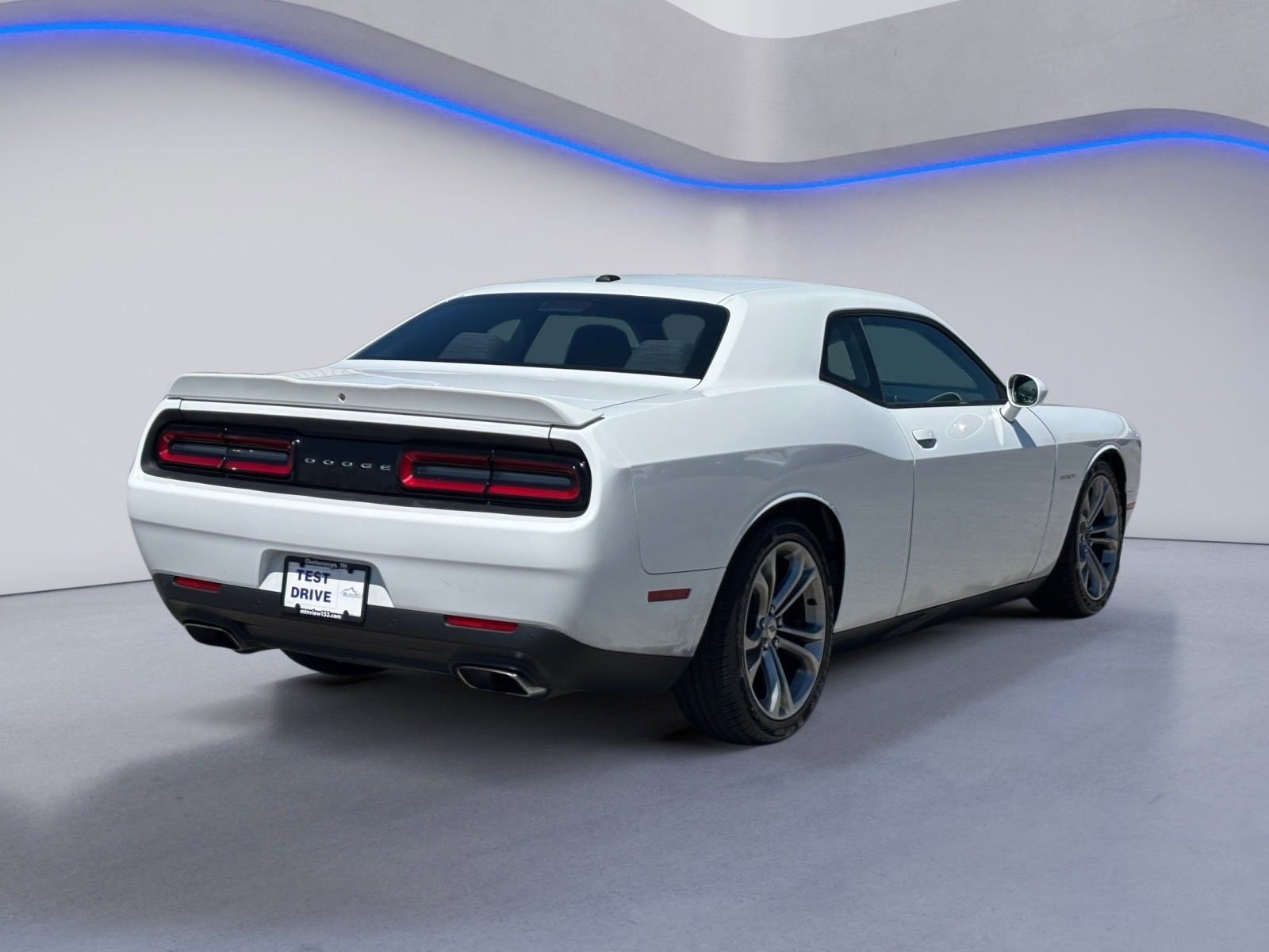 Used 2020 Dodge Challenger R/T RWD image 10