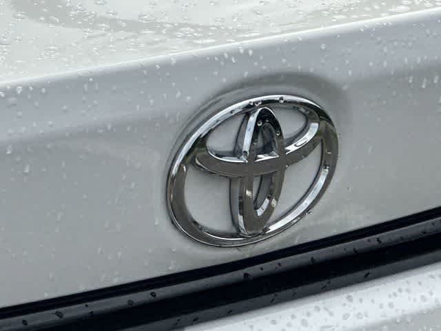 Used 2025 Toyota Corolla LE FWD image 24
