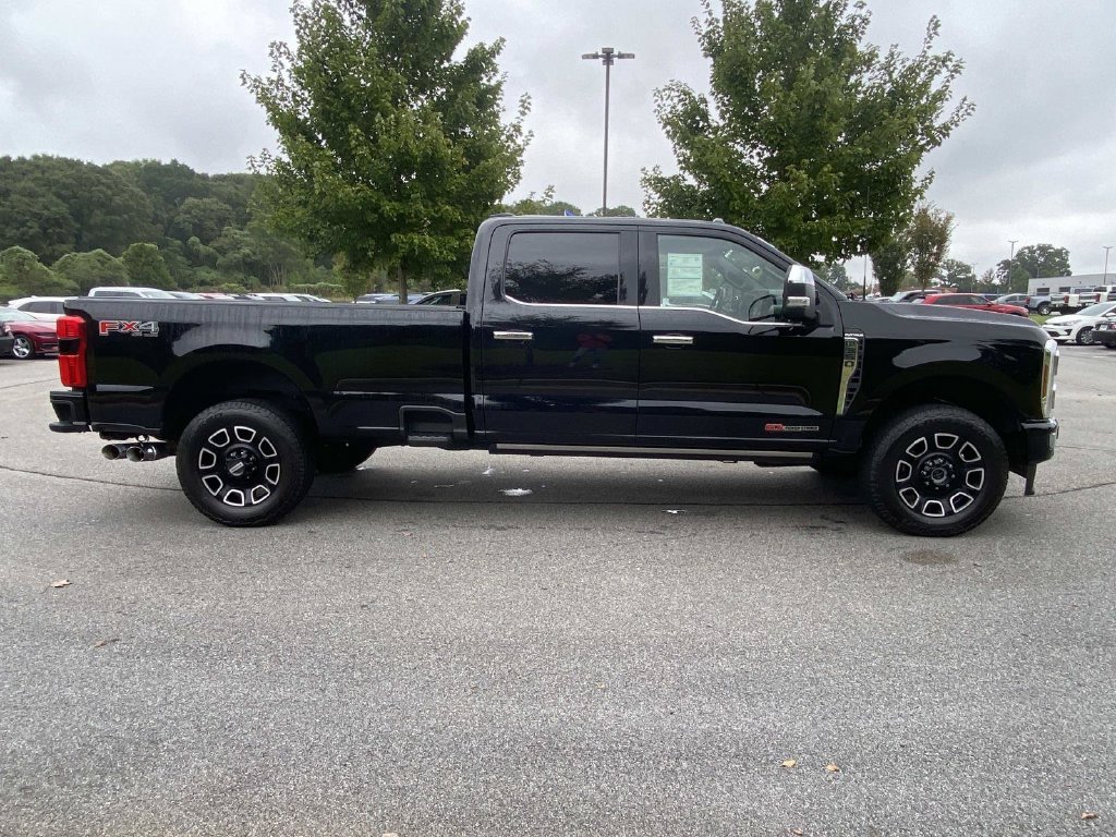Certified 2024 Ford F350 Platinum AWD/4WD image 2