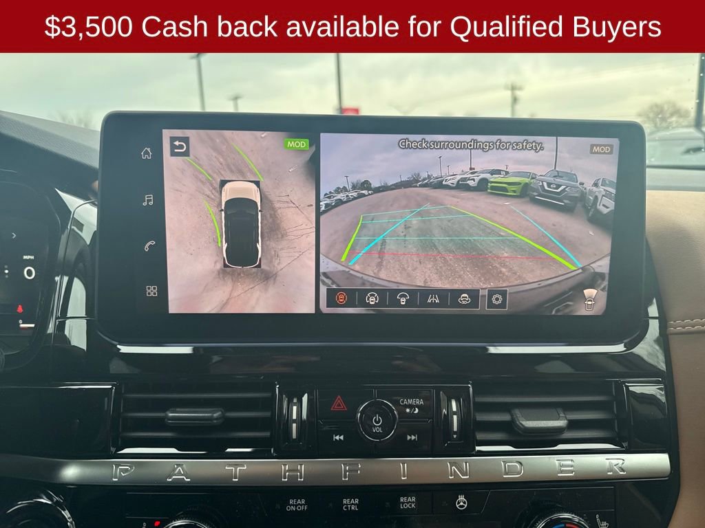 New 2026 Nissan Pathfinder Platinum image 17