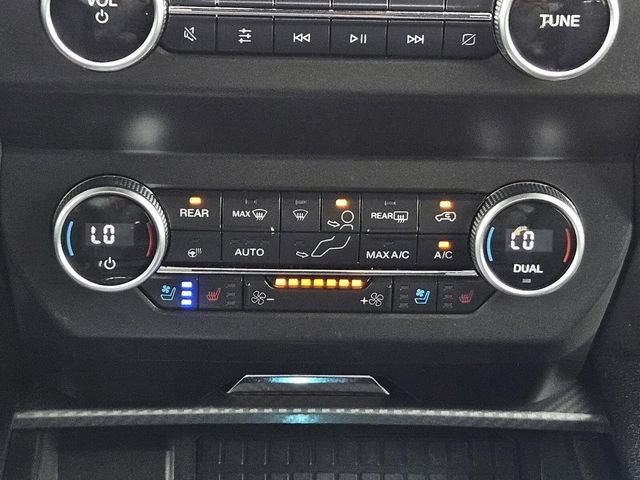 Used 2019 Ford Expedition Limited w/ Equipment Group 303A RWD image 35