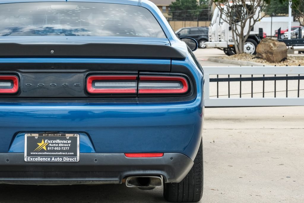 Used 2021 Dodge Challenger R/T w/ Blacktop Package RWD image 42