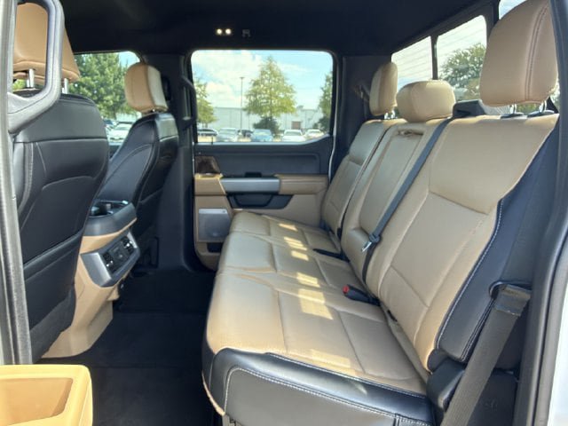 Used 2025 Ford F250 Lariat AWD/4WD image 27