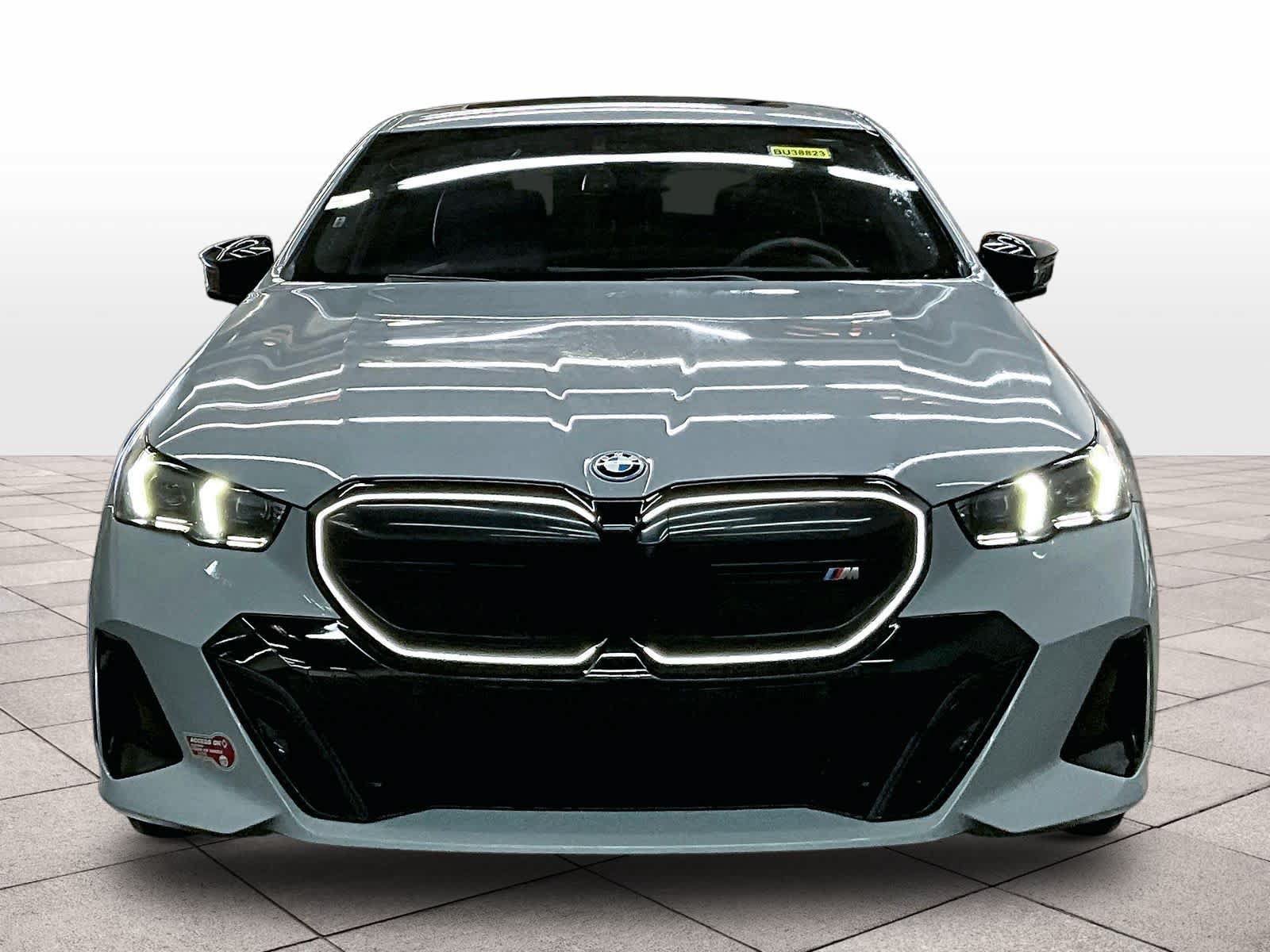 Used 2024 BMW i5 M60 w/ Premium Package AWD/4WD image 3