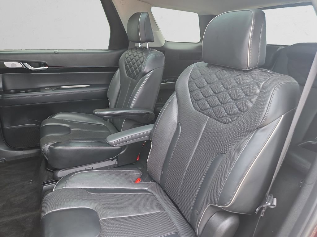 Used 2021 Hyundai Palisade Limited w/ Winter Package image 14