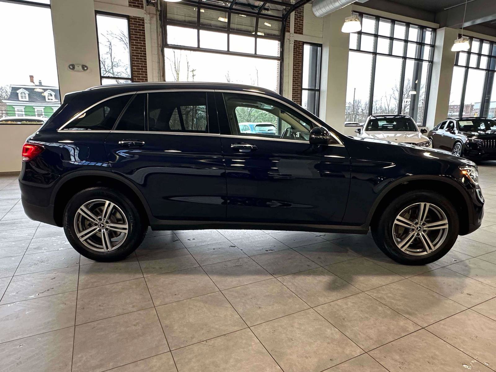 Certified 2022 Mercedes-Benz GLC 300 4MATIC image 5