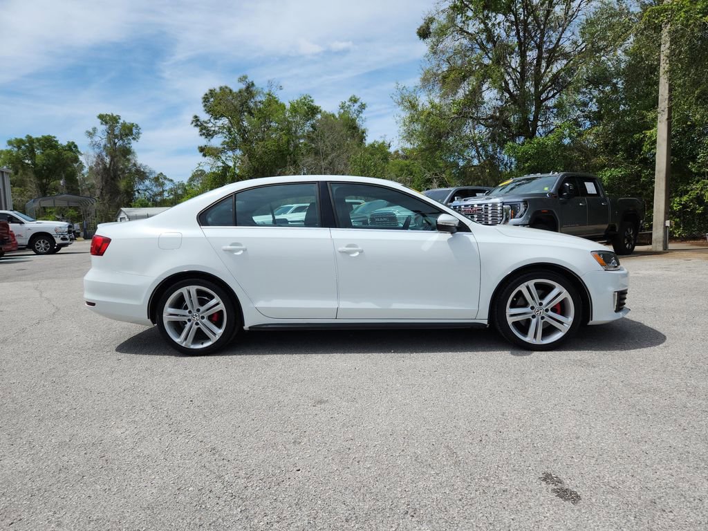 Used 2015 Volkswagen Jetta GLI SE image 3