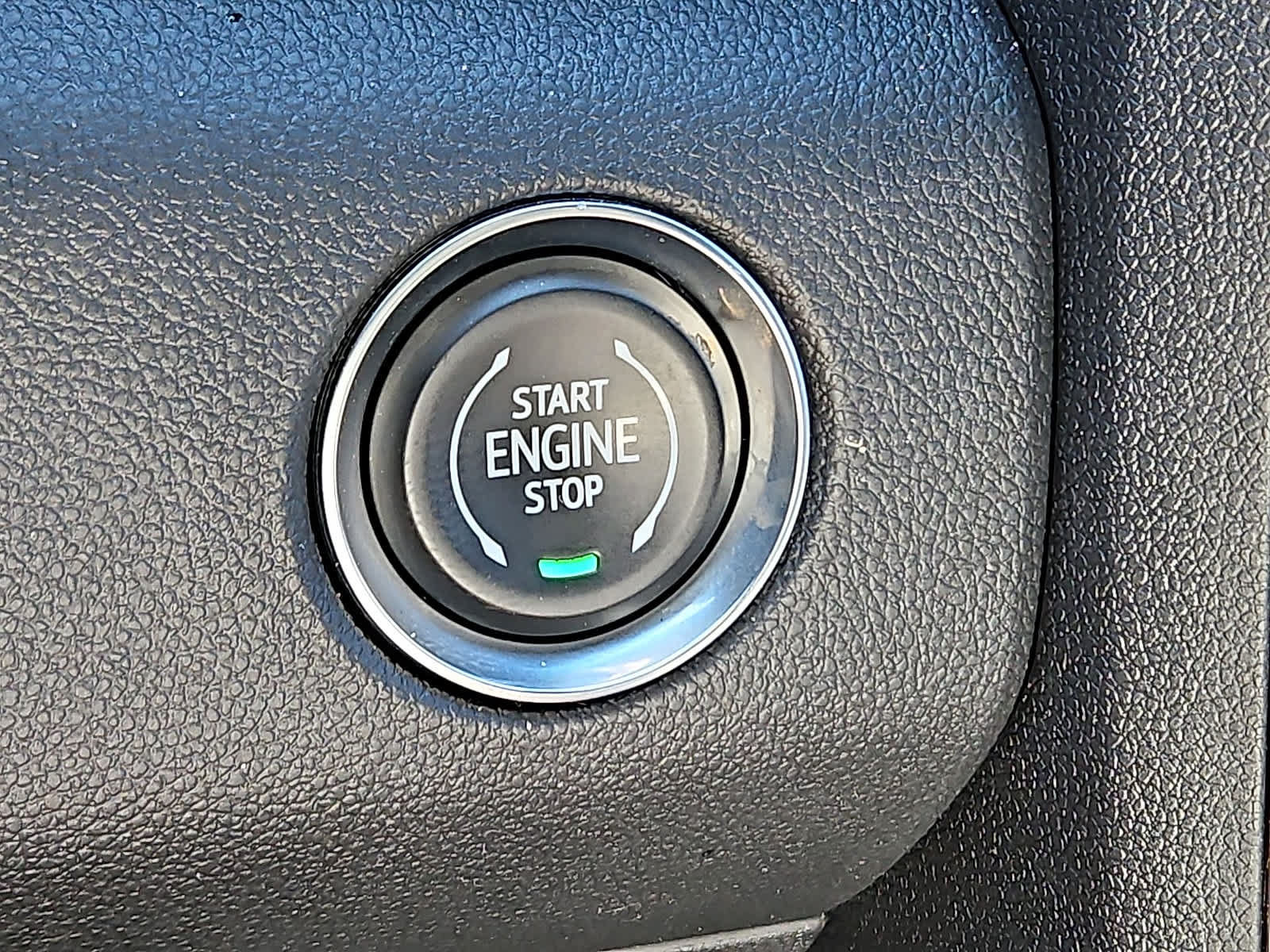 Used 2026 GMC Acadia Elevation w/ Elevation Premium Package FWD image 23