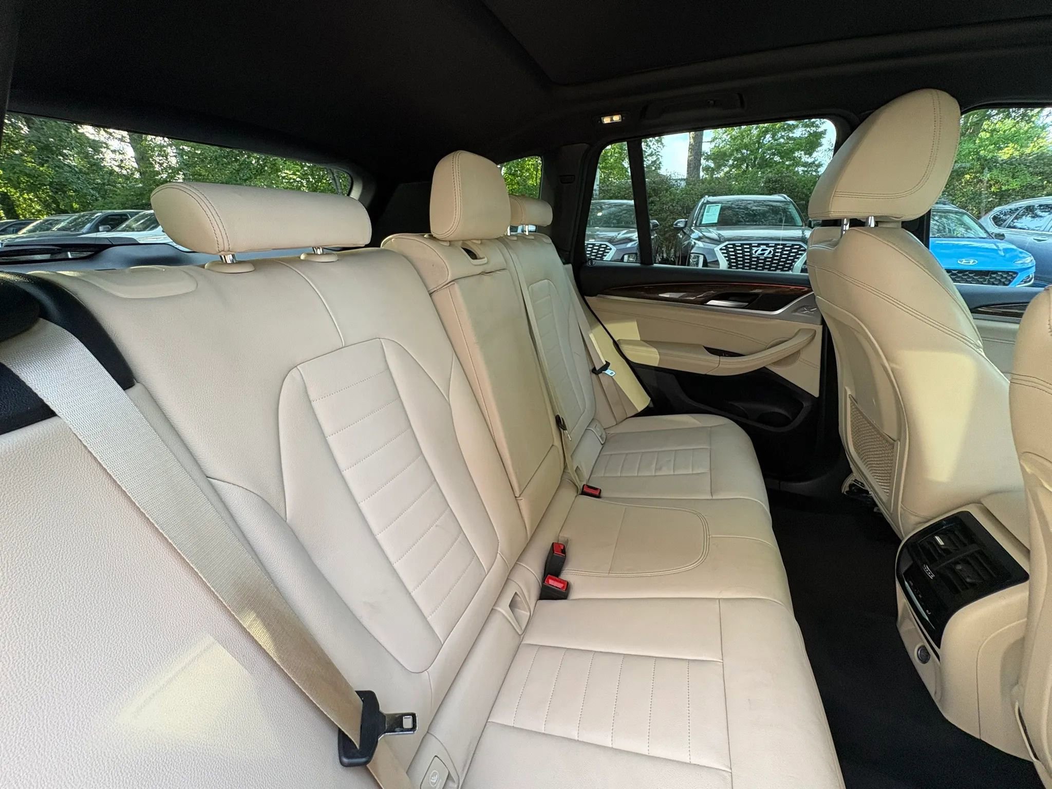 Used 2019 BMW X3 xDrive30i w/ Driving Assistance Package AWD/4WD image 13